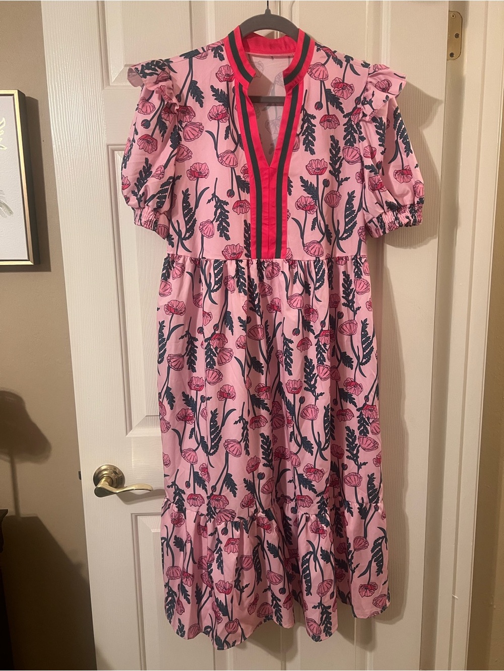 NWOT Pink and Green Floral Ruffle Puff Sleeve Midi Dress with Pockets Size Small
